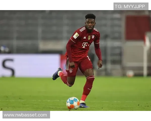 探索同性恋足球球星的奋斗历程与挑战:体育场上的勇气与荣耀 探索同性恋足球球星的奋斗历程与挑战:体育场上的勇气与荣耀